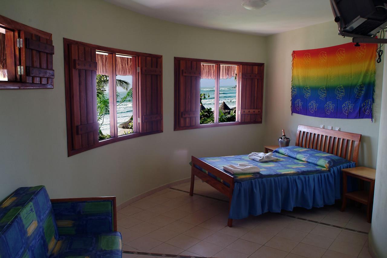 Back Door Village Ilheus Exterior photo